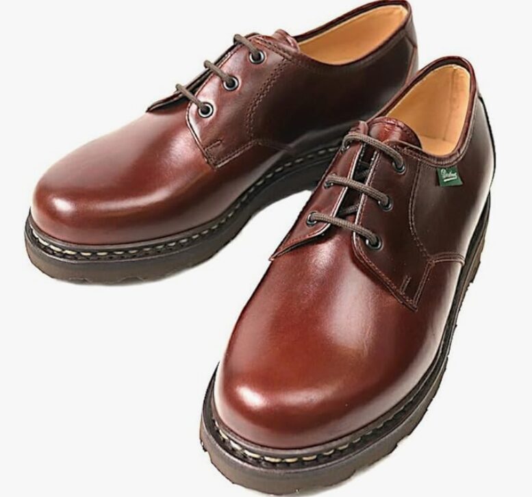 踵抜けを解消する3アイレットのホールド感