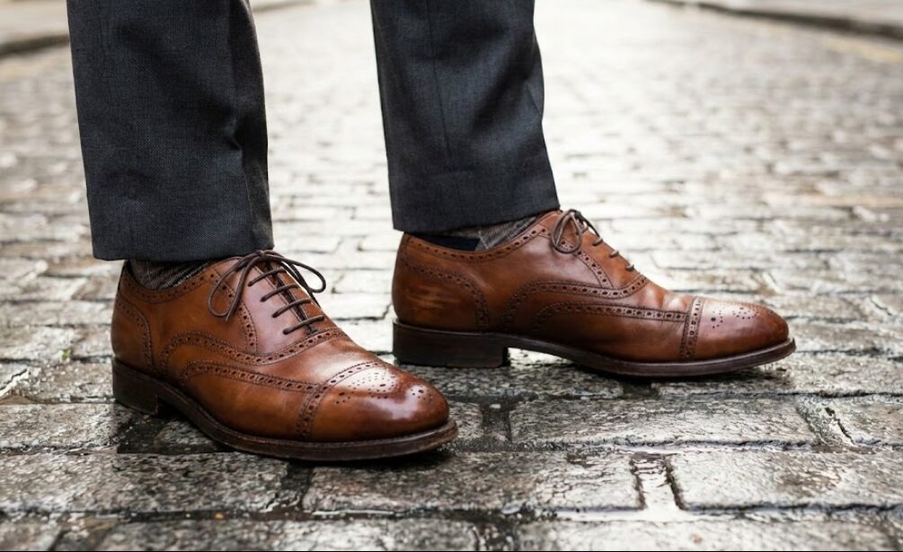 バートンをスーツに合わせるビジネスカジュアル術