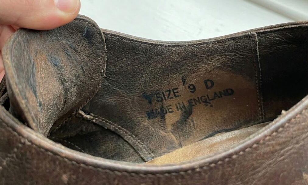 製造コードの英数字を読み解く真贋鑑定のポイント