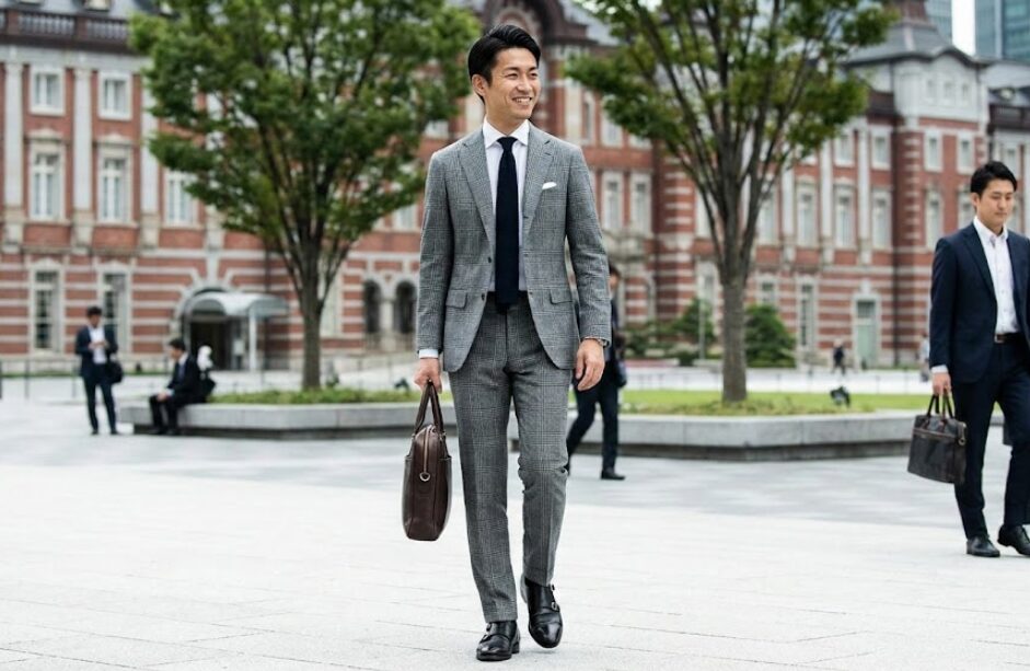 ウィリアムの重厚感がブリティッシュスーツに合う