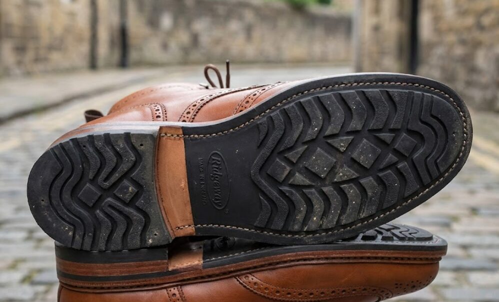 リッジウェイソールとの履き心地やボリュームの差