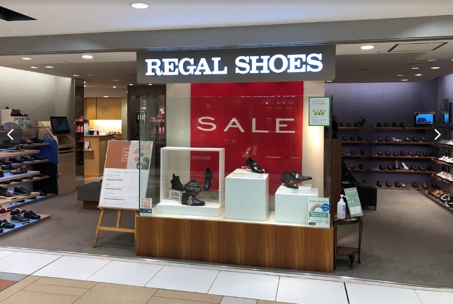 八重洲地下街にある都内屈指の大型店舗と在庫