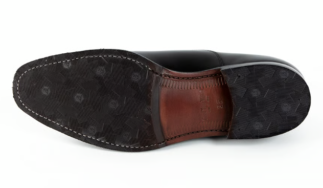 雨の日でも滑りにくいグリッパーソールの実力